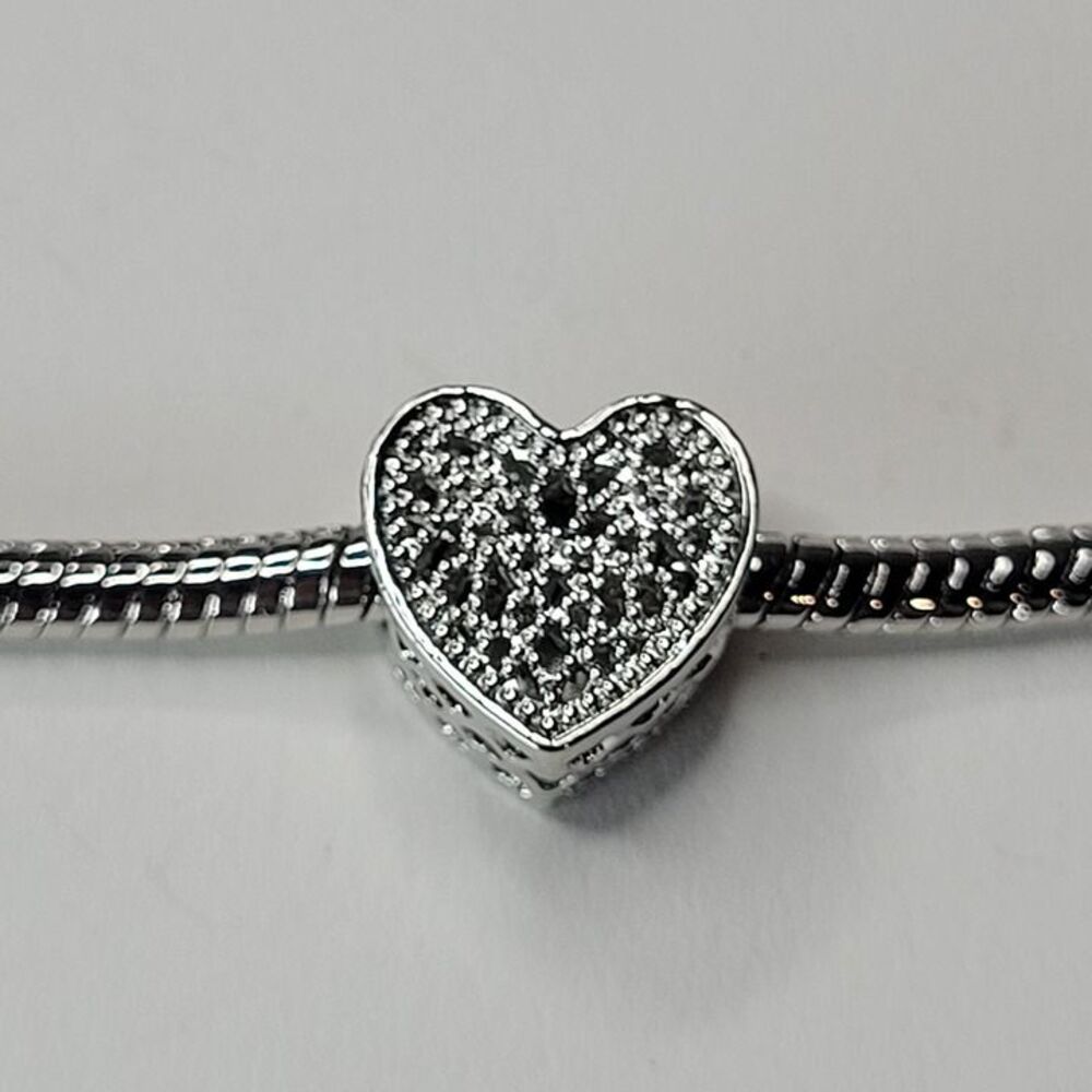 NWT! For Pandora Charm Bracelet Silver Color Cut Out Filigree Heart Charm NICE